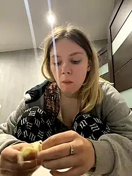 Jessuk25kiss from StripChat