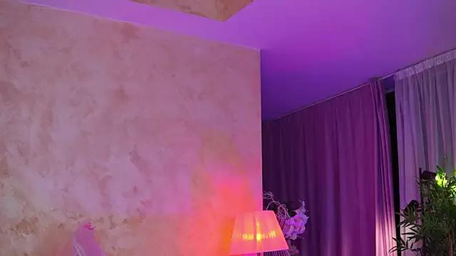 JessyKisss from StripChat is Freechat
