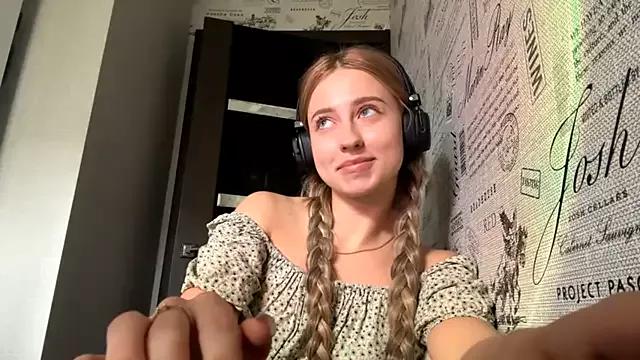 Jetta_Corsacami from StripChat is Freechat