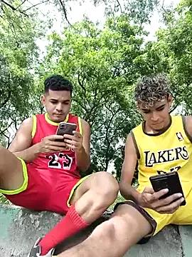 Jhon-big-cock from StripChat is Freechat