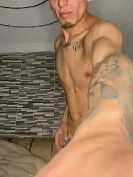 Jhonatan-_ from StripChat is Freechat