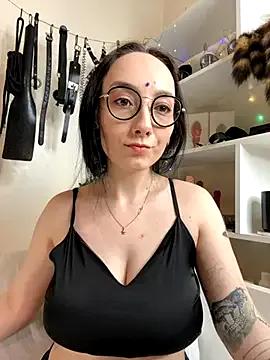 Jinhee_Tiny from StripChat is Freechat