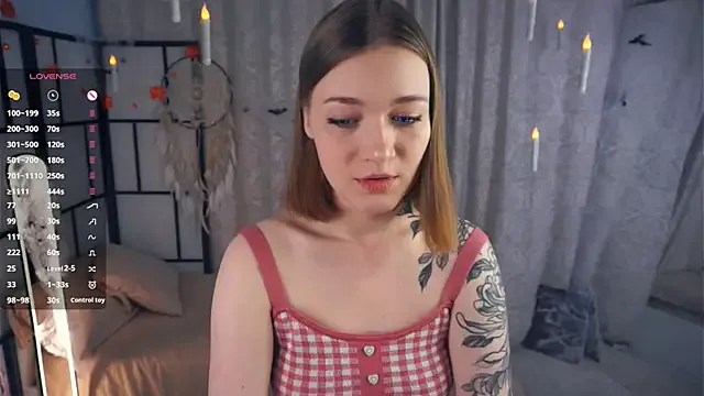 JinnySitts from StripChat