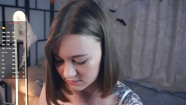 JinnySitts from StripChat