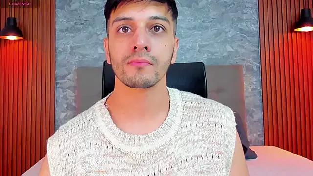 joelcallvil from StripChat is Freechat