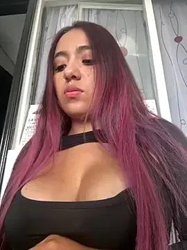 Johanawittee from StripChat is Freechat
