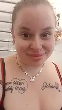 JohannasMishael from StripChat is Freechat
