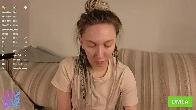 JohnetteConstine from StripChat is Freechat