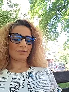 Joibeyoncexxx from StripChat is Freechat