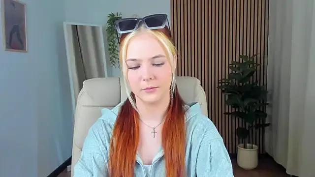 jolly_bean from StripChat is Freechat