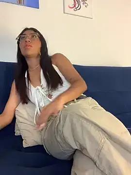 joryinateen from StripChat is Freechat