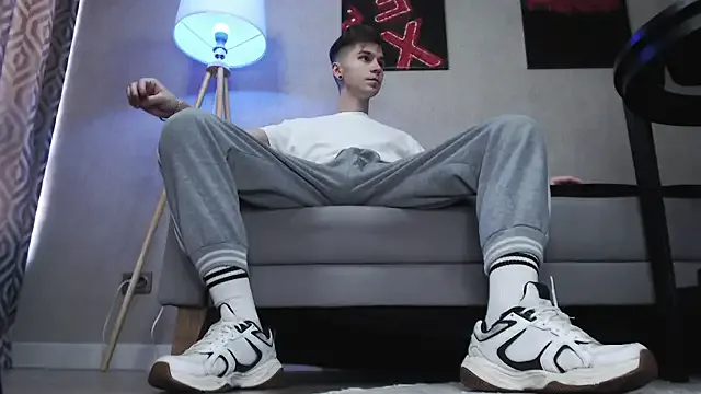 Joseph__Quinn from StripChat is Freechat