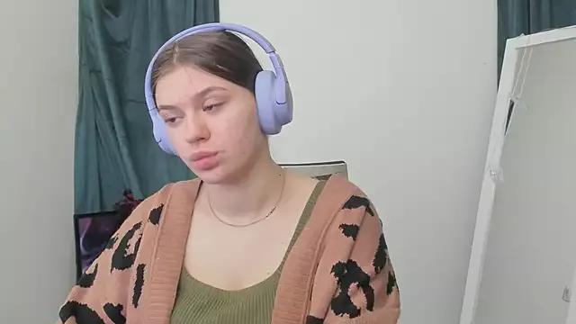 Josephine_Kiss from StripChat is Freechat