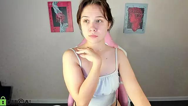 Joyce_Garrett from StripChat is Freechat