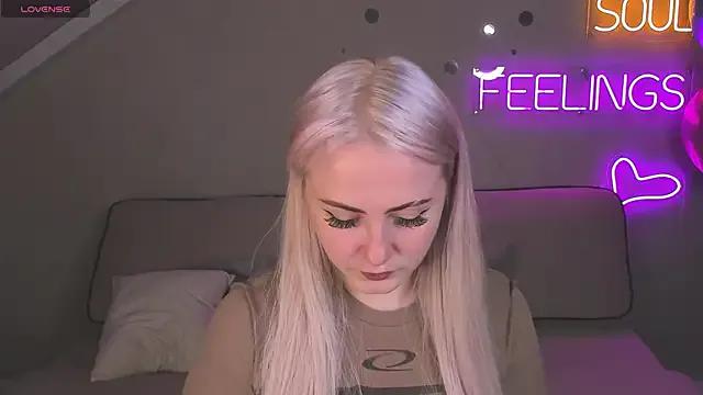 Try our streaming cams variety and talk on a personal level with our adorable girls streamers, showing off their bountiful shapes and dildos.