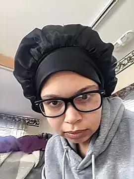 Joyous345 from StripChat