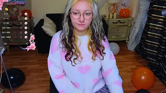 Try our streaming cams variety and talk on a personal level with our adorable girls streamers, showing off their bountiful shapes and dildos.