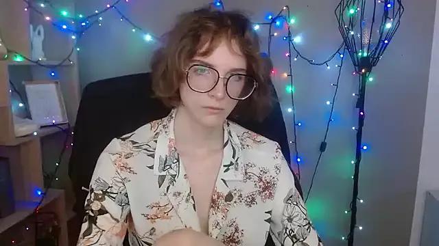juicyPenny from StripChat is Freechat