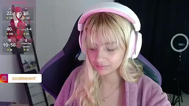jujubinhahot from StripChat