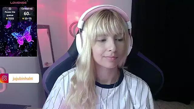jujubinhahot from StripChat