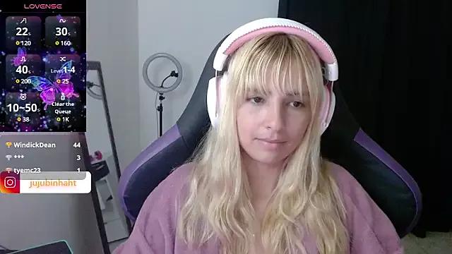 jujubinhahot from StripChat
