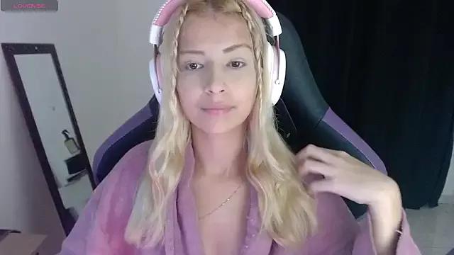 jujubinhahot from StripChat