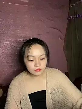 Julia-Elsa from StripChat is Freechat