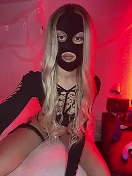 Juliaaprv from StripChat is Freechat