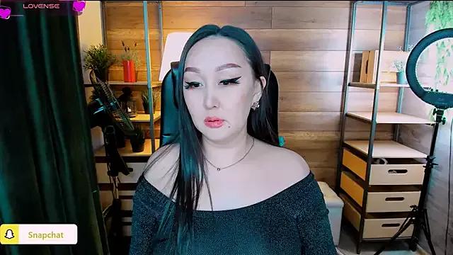 Try our streaming cams variety and talk on a personal level with our adorable girls streamers, showing off their bountiful shapes and dildos.