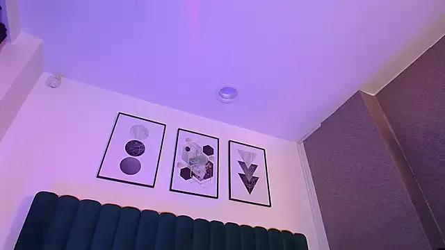 Try our streaming cams variety and talk on a personal level with our adorable girls streamers, showing off their bountiful shapes and dildos.