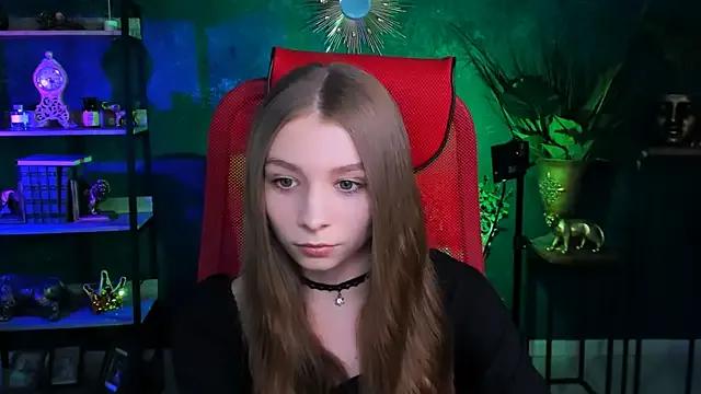 JulieDaniel from StripChat is Freechat