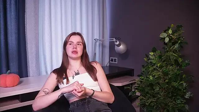 JulienneHauptman from StripChat is Freechat