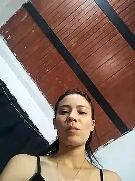 julieta-latinlady from StripChat is Freechat