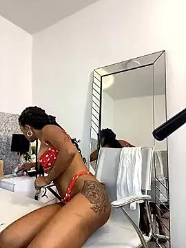 Julieta_cooper1 from StripChat