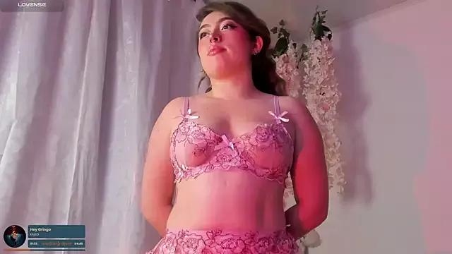 julieta_cooper20 from StripChat is Freechat