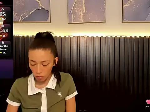 Julieta_Slav3 from StripChat is Freechat