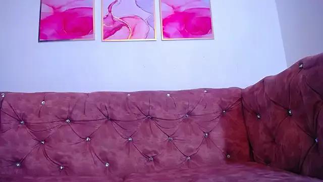JulietaMills from StripChat is Freechat