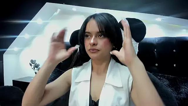 JulietaMoore_ from StripChat is Freechat