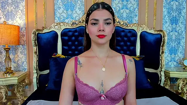 JulietaSinclair from StripChat is Freechat