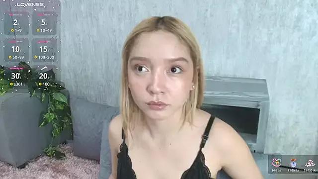 Try our streaming cams variety and talk on a personal level with our adorable girls streamers, showing off their bountiful shapes and dildos.