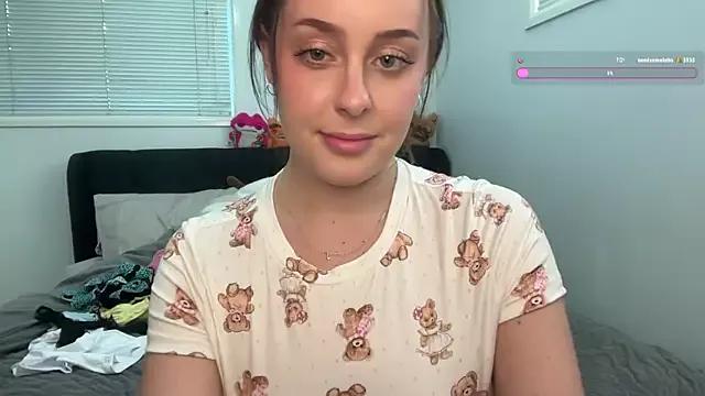 Try our streaming cams variety and talk on a personal level with our adorable girls streamers, showing off their bountiful shapes and dildos.