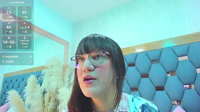 juliette_pretty_ from StripChat is Freechat