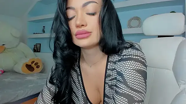 juliexxx from StripChat is Freechat