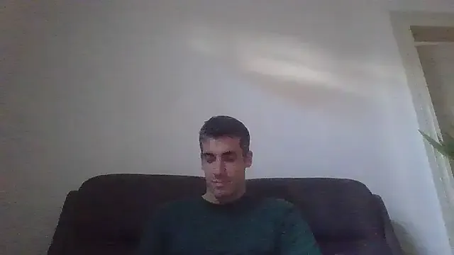 JulioIsHere4you from StripChat is Freechat