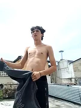 JULLIAN_ from StripChat is Freechat