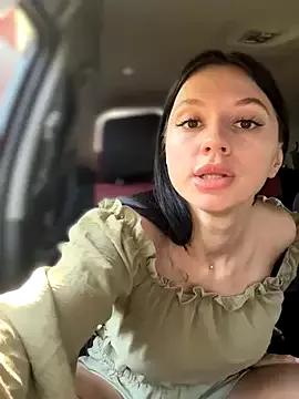 JulliaVegas from StripChat