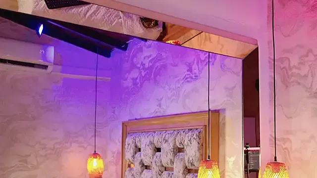 julyana_mendez from StripChat is Freechat