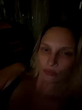 justpeachybaby from StripChat is Freechat