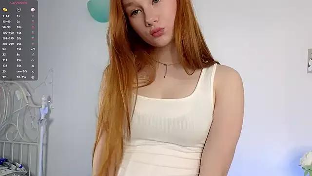 Juuulia_ from StripChat