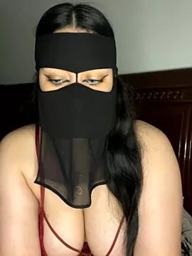 jyjyelamira from StripChat